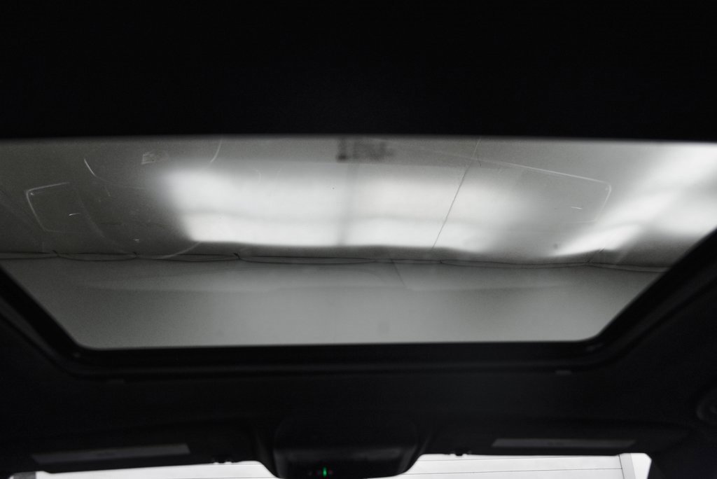 Certified 2023 Cadillac XT5 Sportv w/ Platinum Package image 24