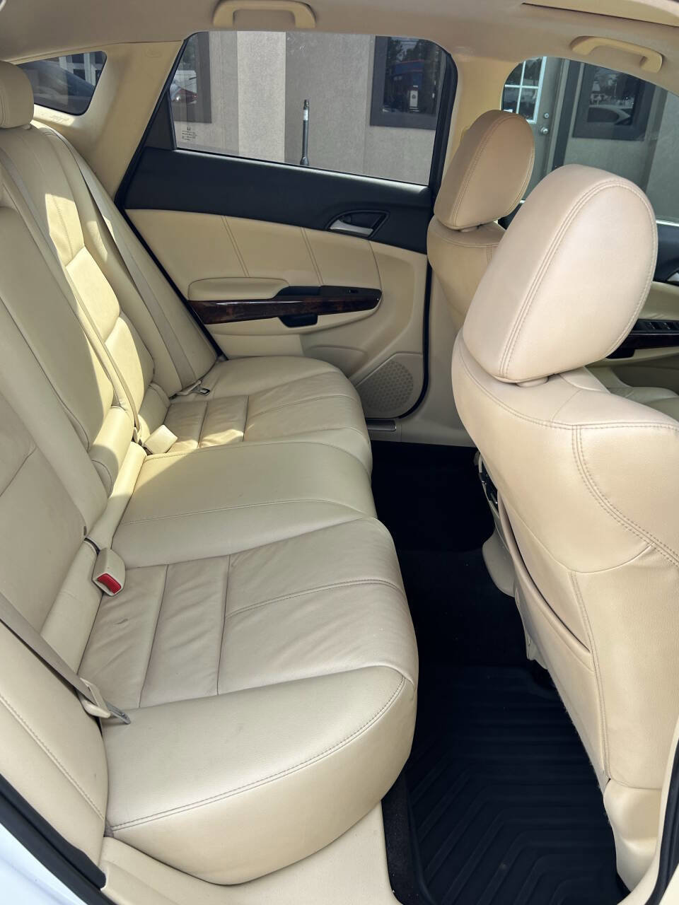 Used 2010 Honda Crosstour EX-L image 17