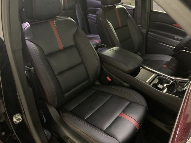 Certified 2024 Chevrolet Traverse RS image 29