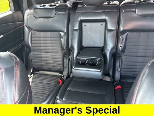 Used 2025 Ford Explorer ST-Line w/ ST-Line Street Pack AWD/4WD image 30