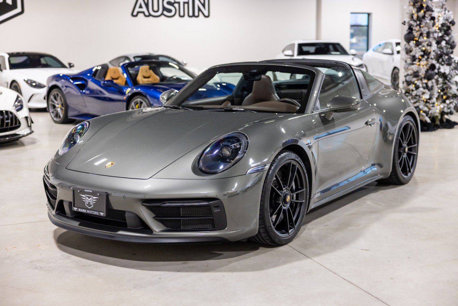 Used 2023 Porsche 911 Targa 4 GTS image 12
