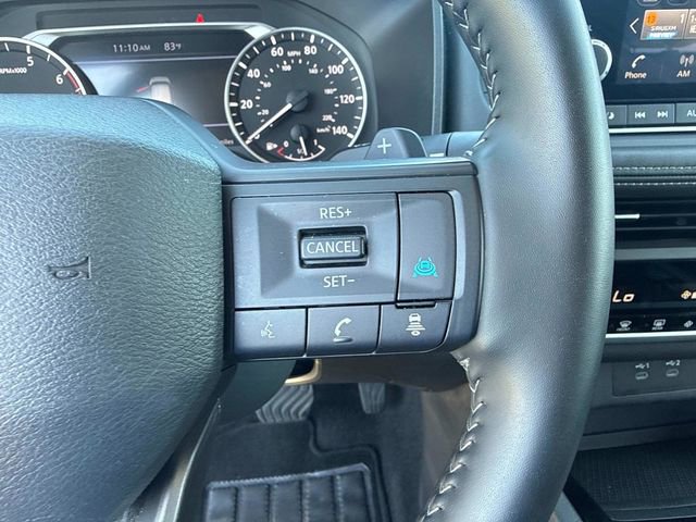 Used 2025 Nissan Rogue SV FWD image 30