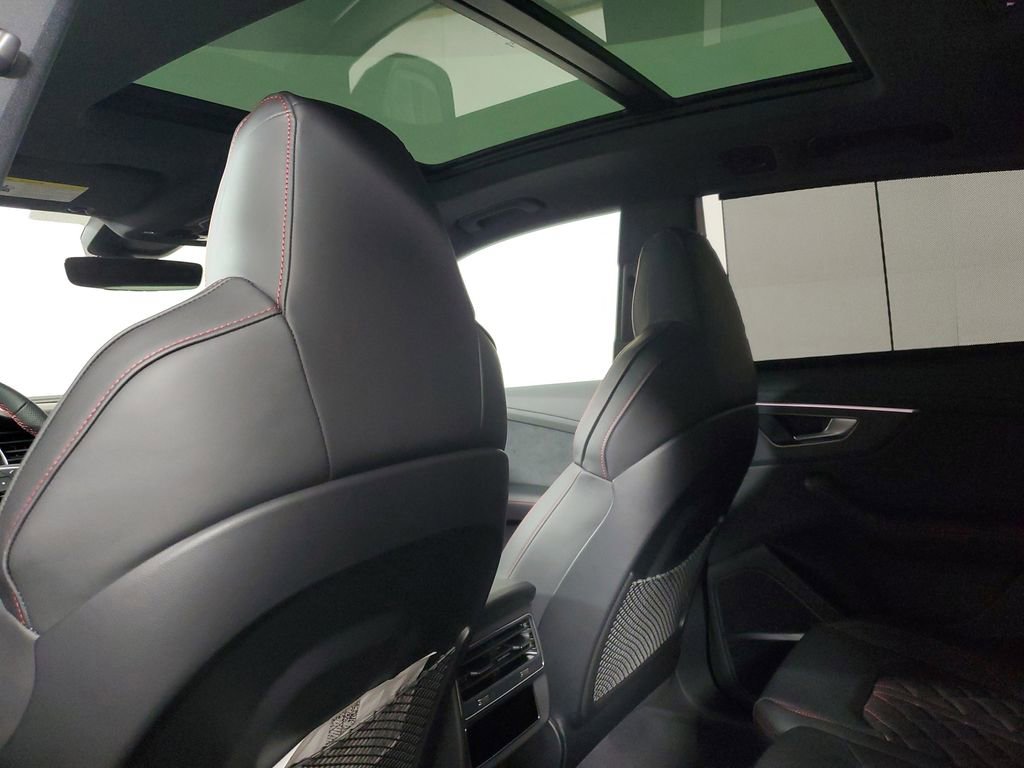 New 2026 Audi Q8 Prestige image 13