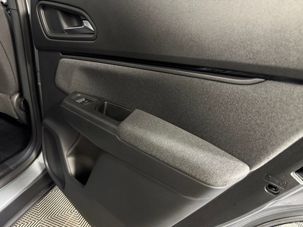 Used 2025 Honda Prologue EX image 29