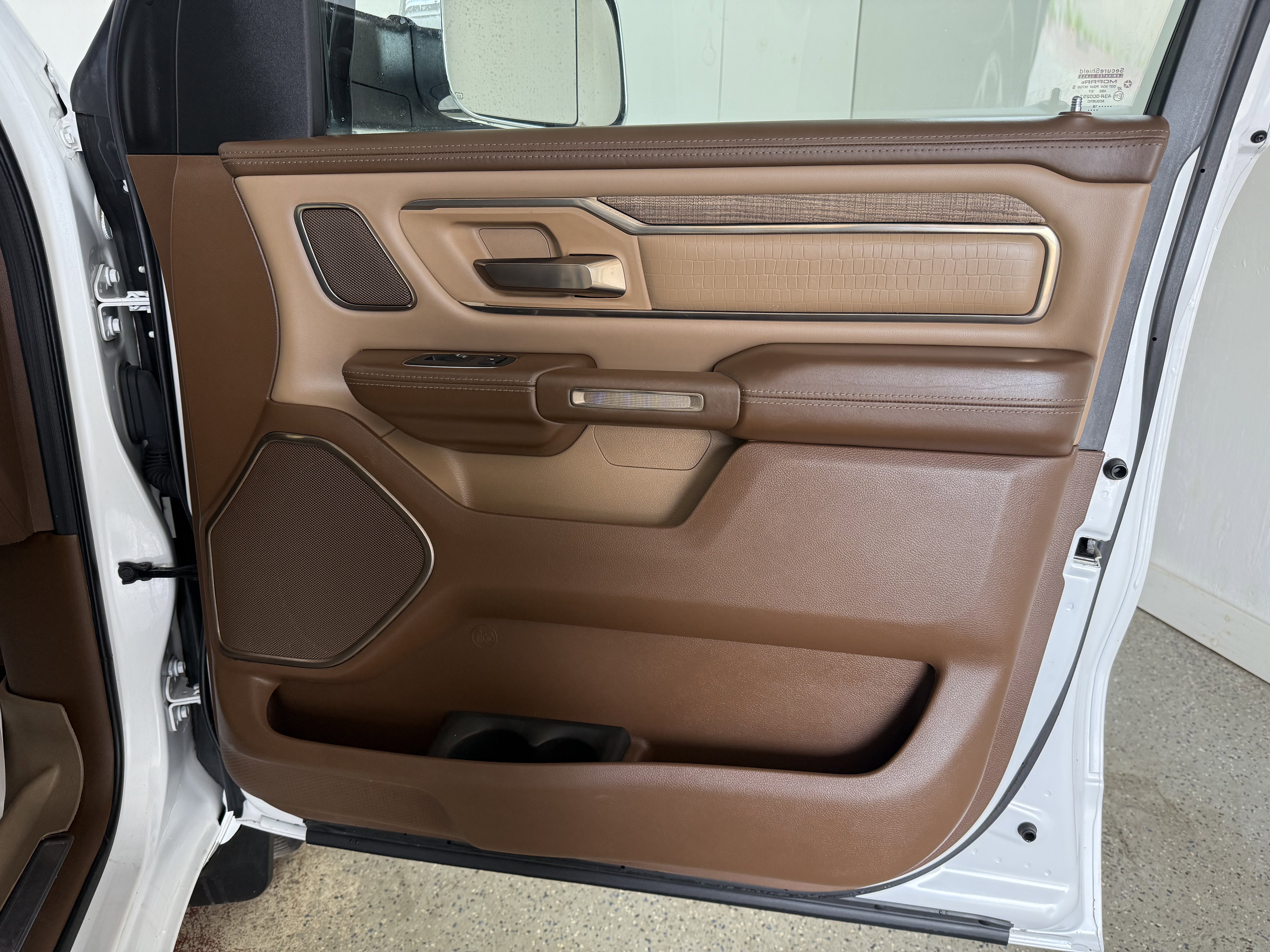 Used 2019 RAM 1500 Limited image 37