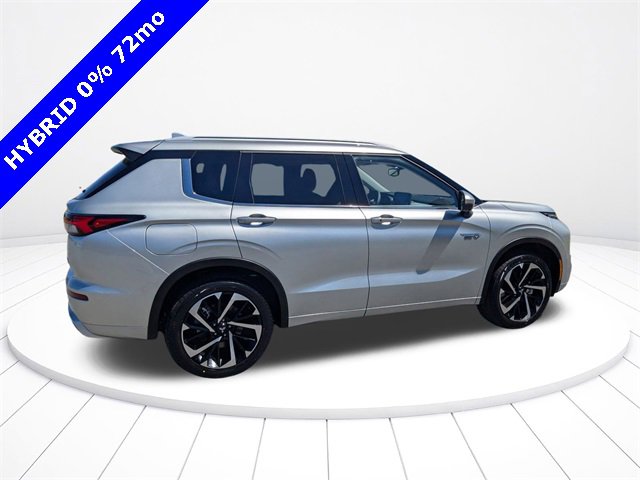 New 2025 Mitsubishi Outlander SEL image 4