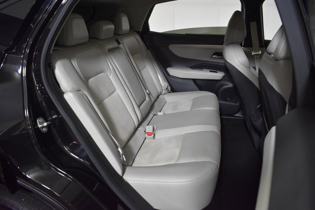 Certified 2023 Nissan Ariya AWD image 33