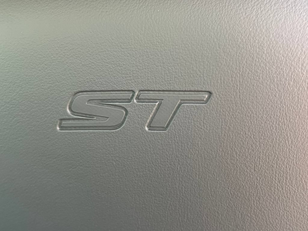 New 2026 Buick Envision Sport Touring AWD/4WD image 12