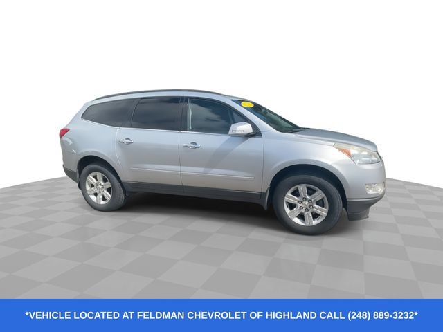 Used 2011 Chevrolet Traverse LT w/ Personal Connectivity Package FWD image 2