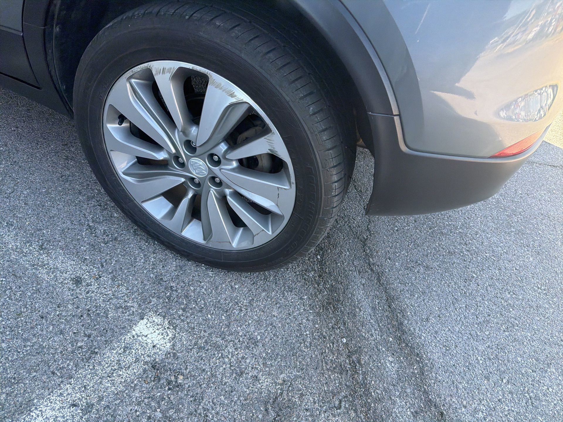 Used 2019 Buick Encore Preferred image 6