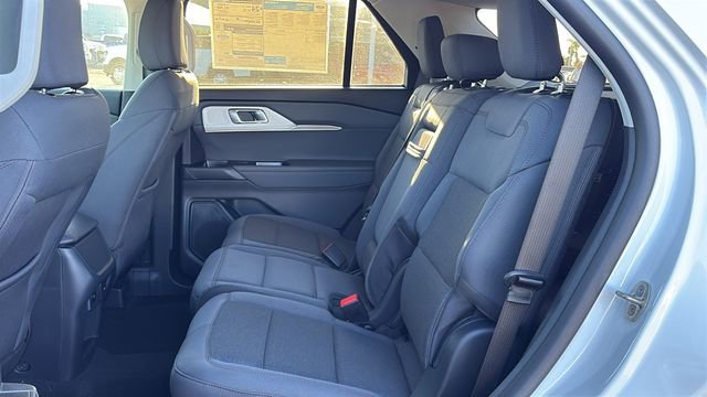 New 2026 Ford Explorer Active RWD image 14