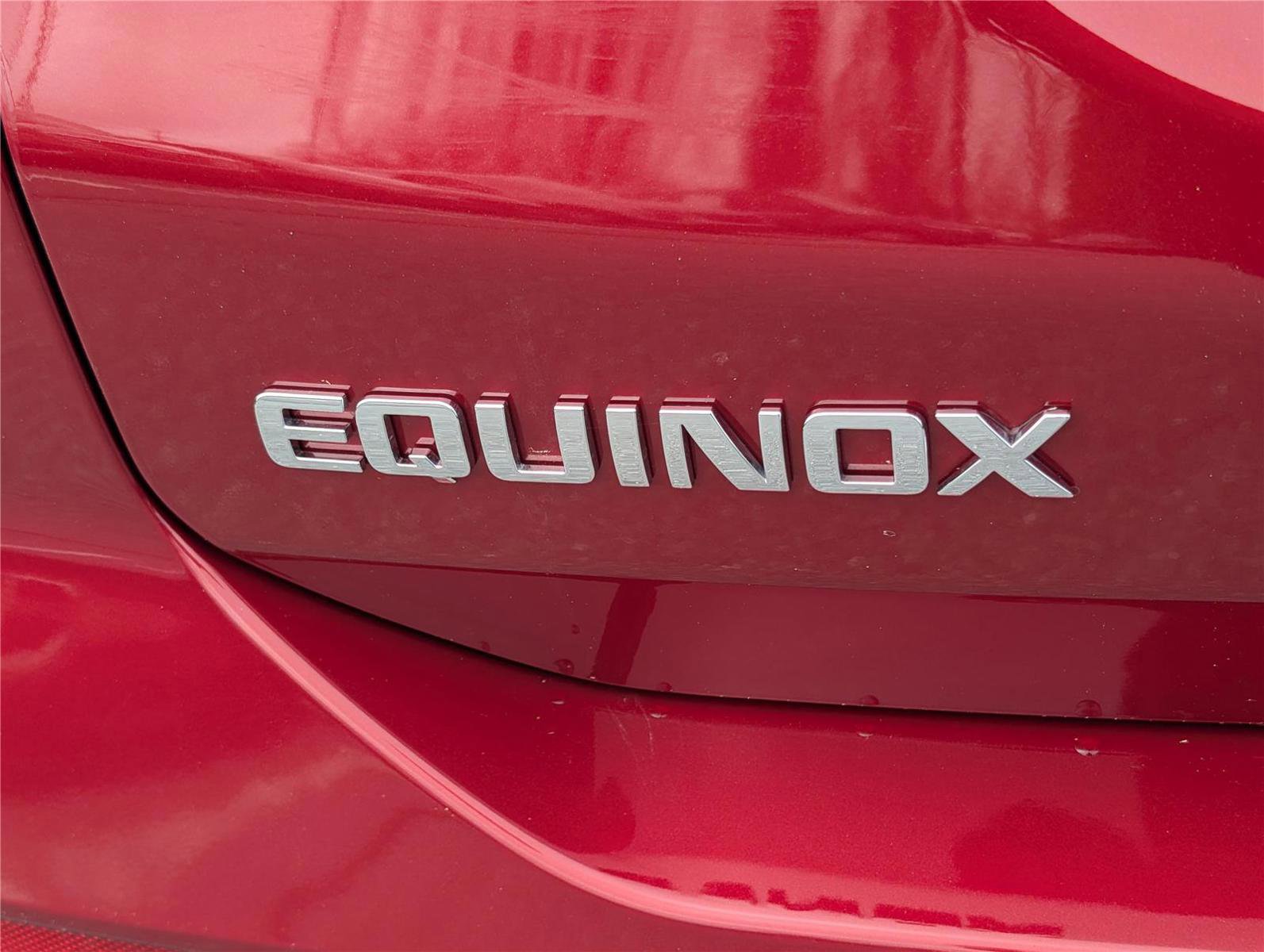 Used 2021 Chevrolet Equinox Premier AWD/4WD image 9