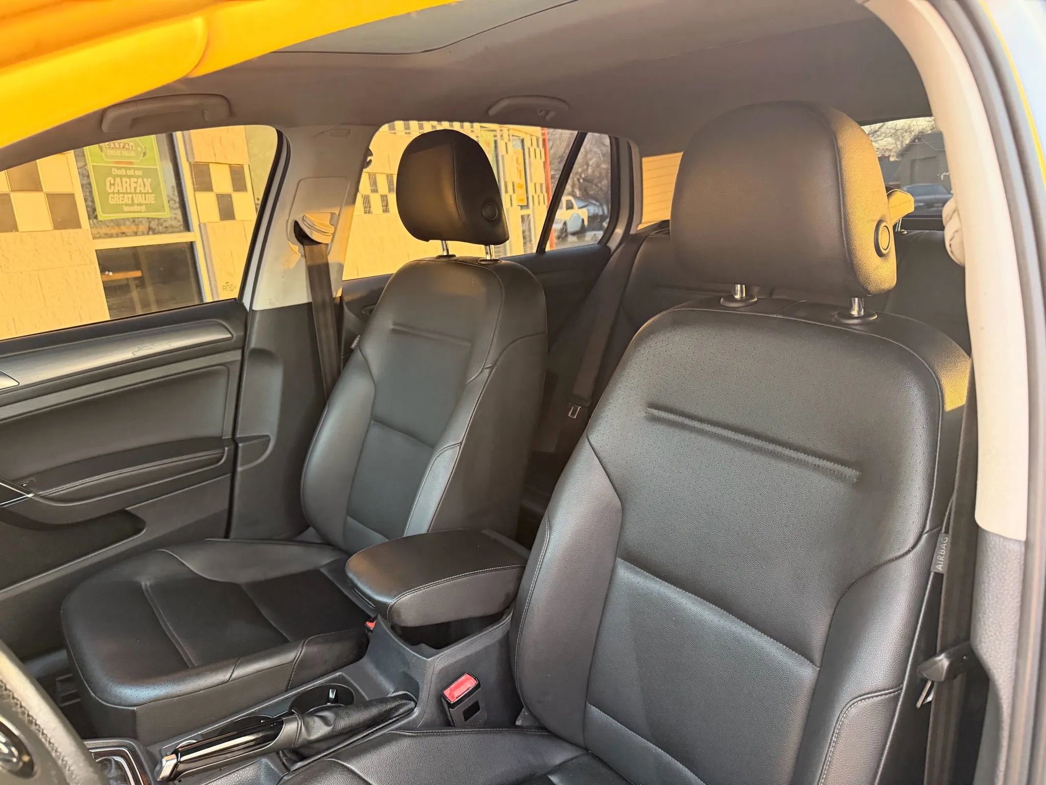 Used 2021 Volkswagen Golf 4-Door FWD image 11