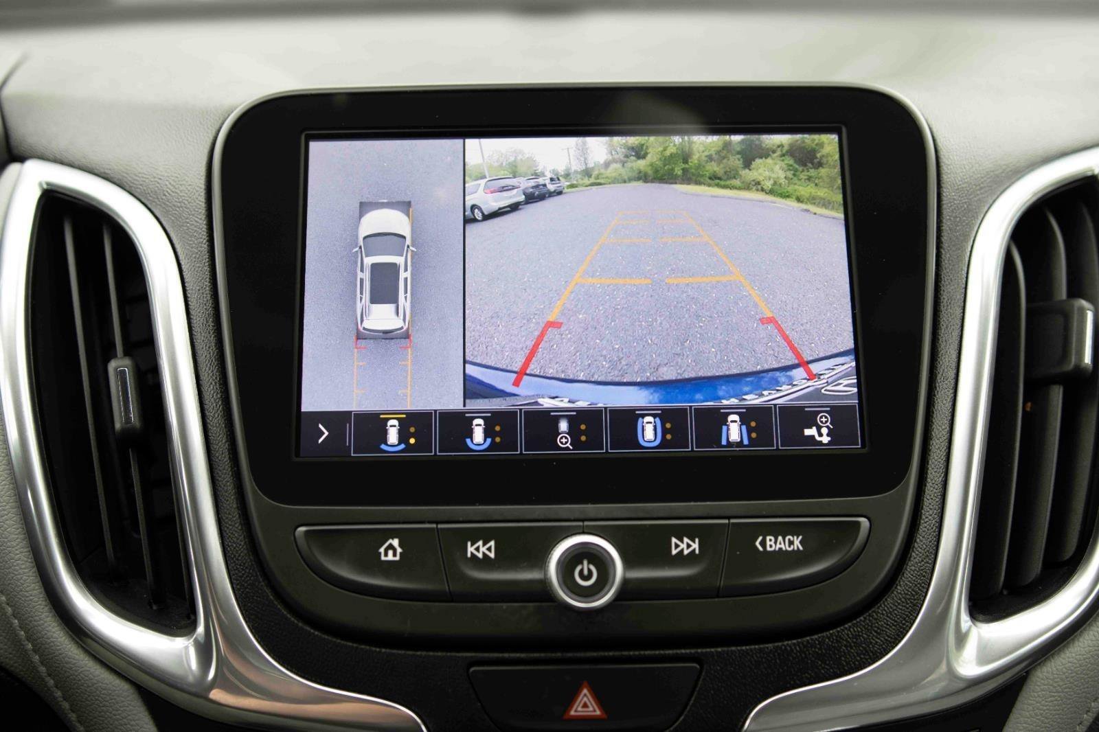 Used 2019 Chevrolet Equinox Premier FWD image 11