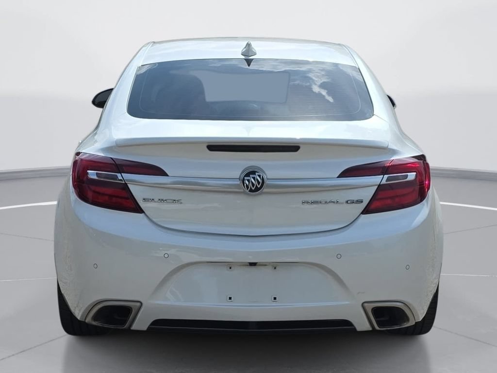 Certified 2017 Buick Regal GS w/ Driver Confidence Package #2 FWD image 5