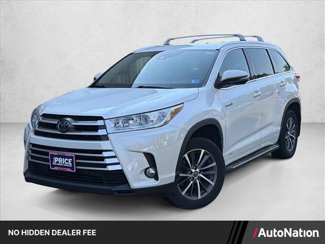 Used 2017 Toyota Highlander XLE AWD/4WD image 1
