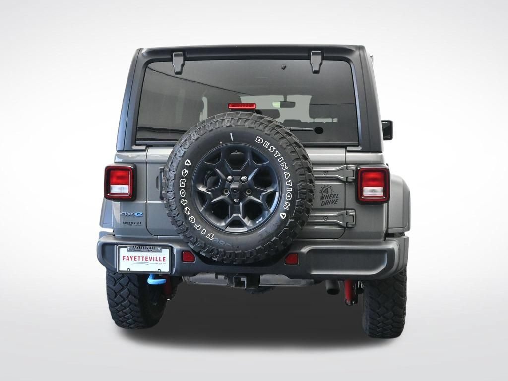 Used 2023 Jeep Wrangler Unlimited w/ Cold Weather Group AWD/4WD image 6