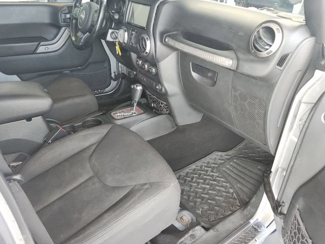Certified 2018 Jeep Wrangler Unlimited Sport S AWD/4WD image 16
