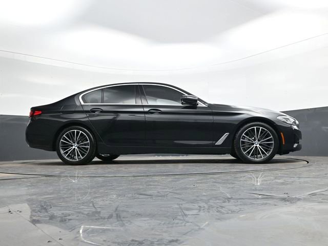 Used 2023 BMW 530i image 31