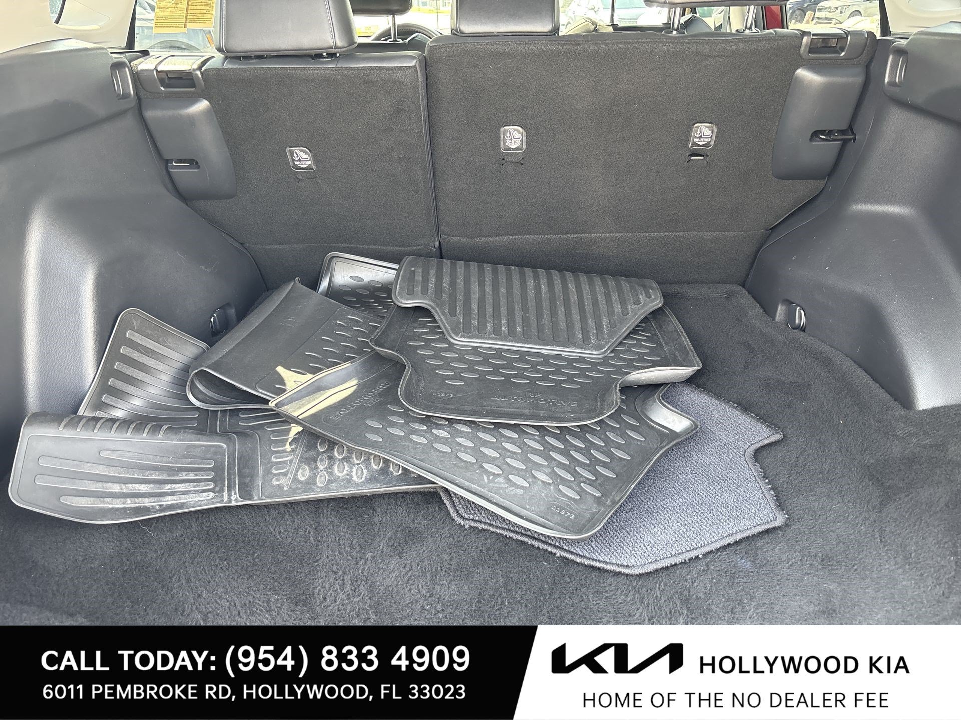 Used 2021 Toyota RAV4 XLE Premium FWD image 20