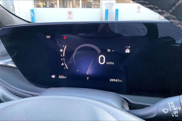 Used 2025 Buick Envista Sport Touring image 10