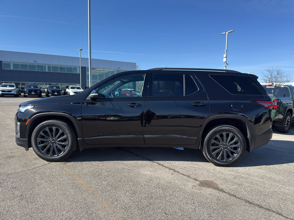 Used 2023 Chevrolet Traverse RS image 6