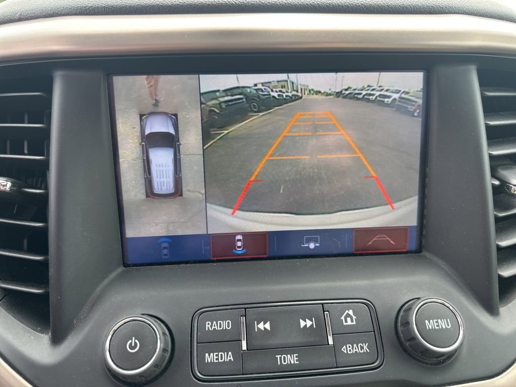 Used 2017 GMC Acadia Denali w/ Technology Package AWD/4WD image 9