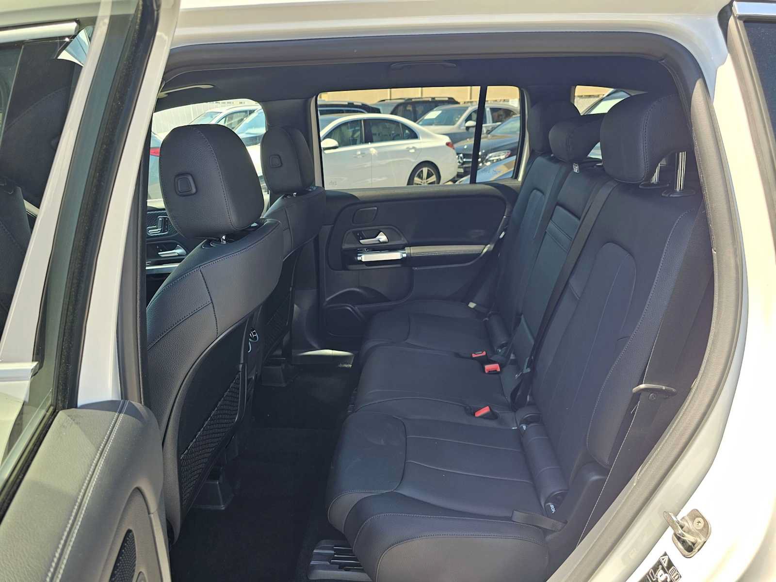 New 2026 Mercedes-Benz GLB 250 image 16