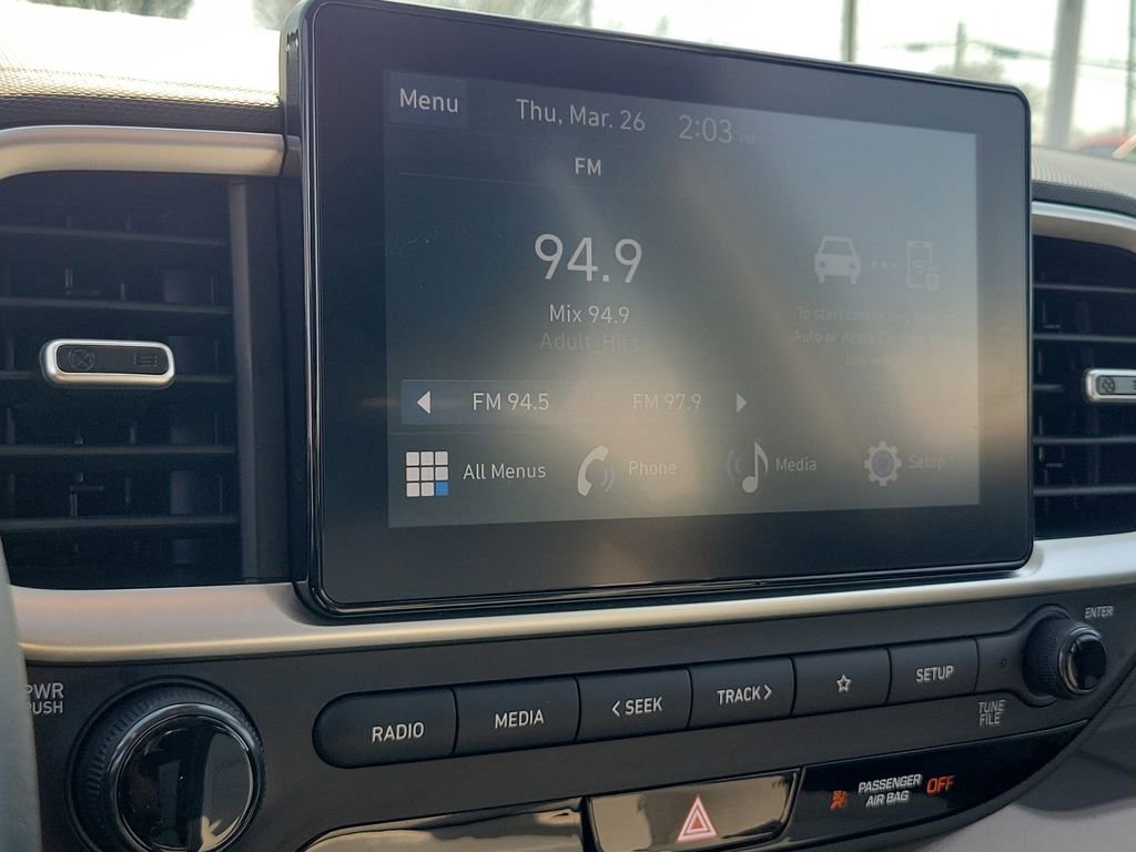 Used 2025 Hyundai Venue SEL image 26