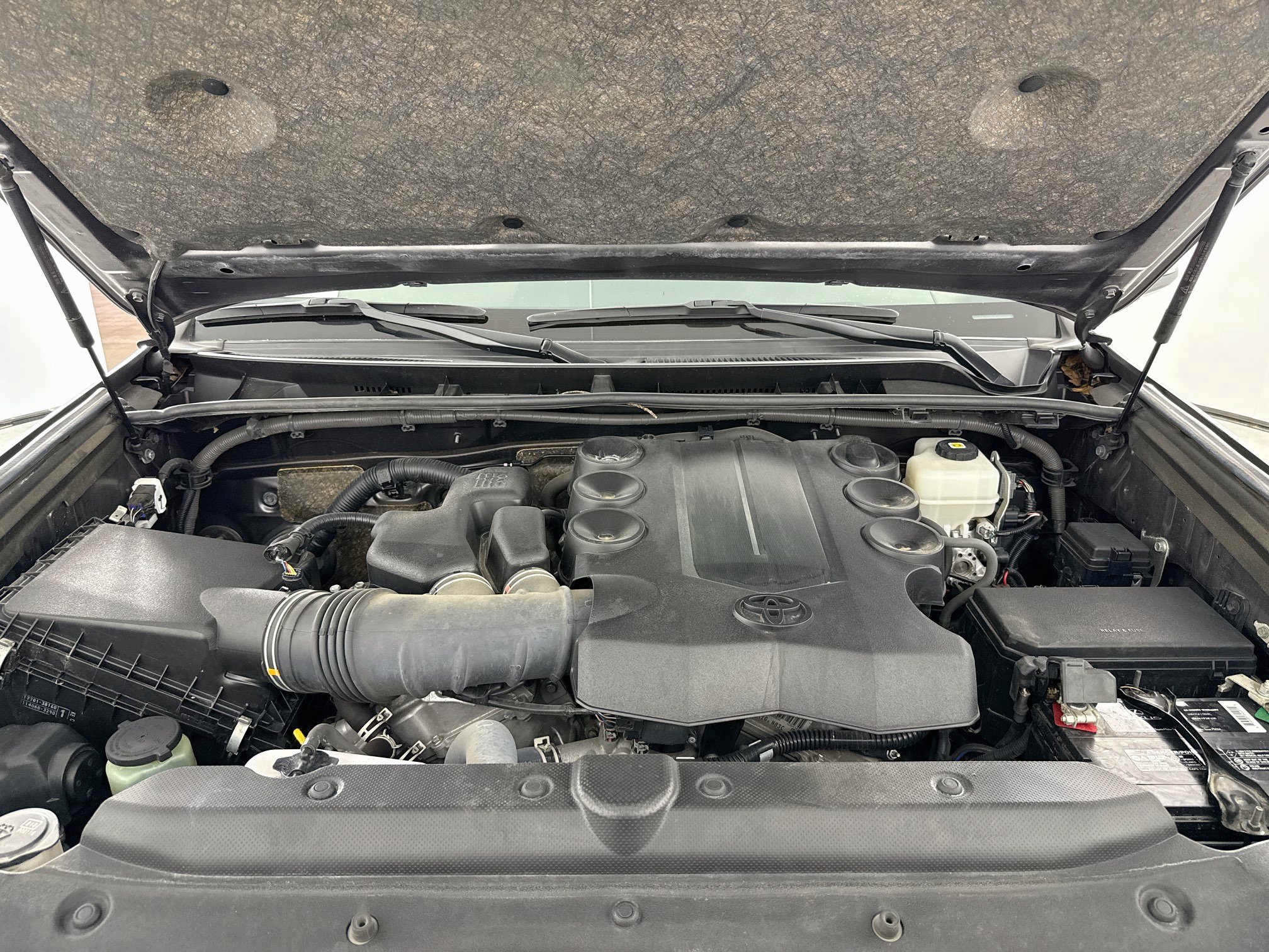 Used 2022 Toyota 4Runner Limited AWD/4WD image 28
