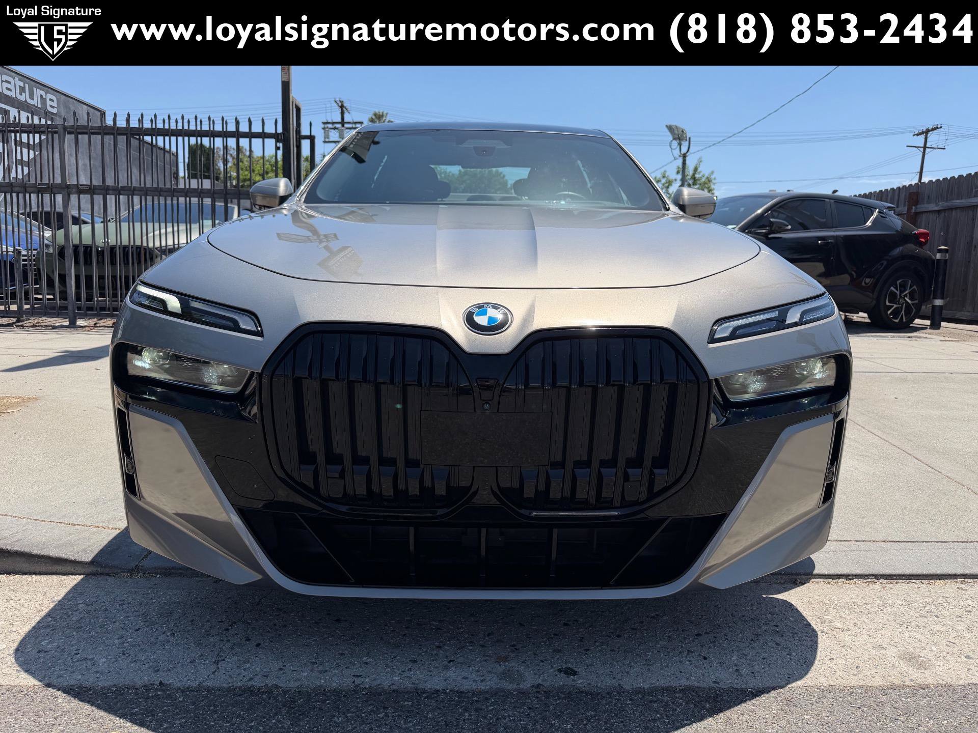 Used 2023 BMW 740i RWD image 2