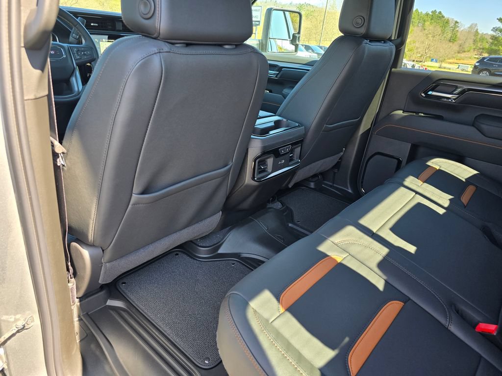 New 2026 GMC Sierra 2500 AT4 w/ AT4 Premium Plus Package AWD/4WD image 27