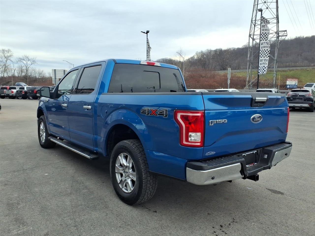 Used 2015 Ford F150 XLT w/ Equipment Group 302A Luxury image 3