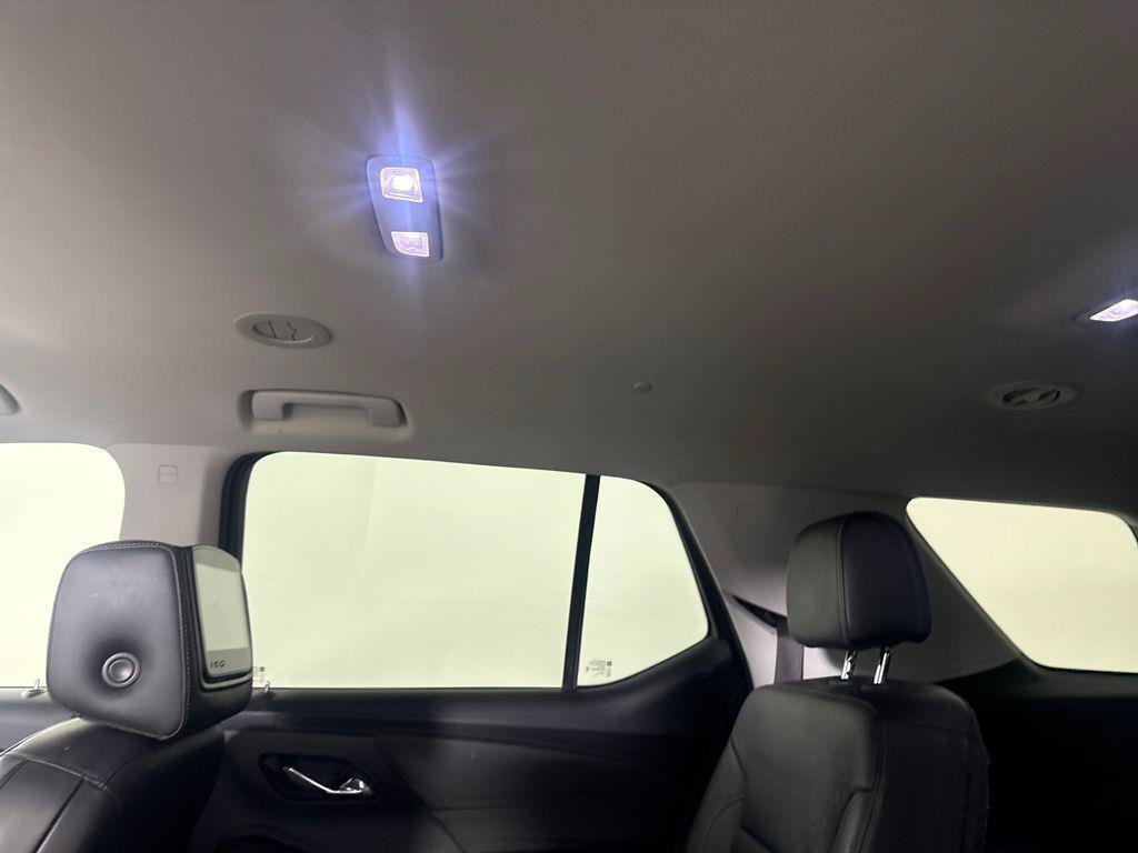 Used 2020 Chevrolet Traverse RS FWD image 29