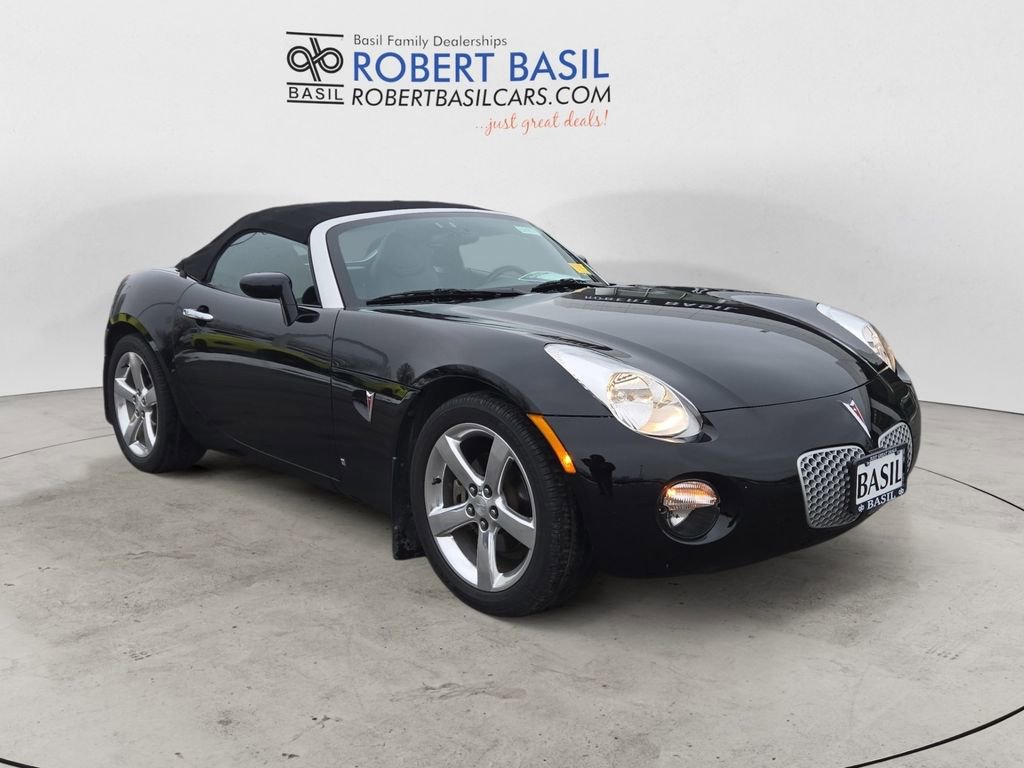 Used 2006 Pontiac Solstice Convertible w/ Premium Package RWD image 5