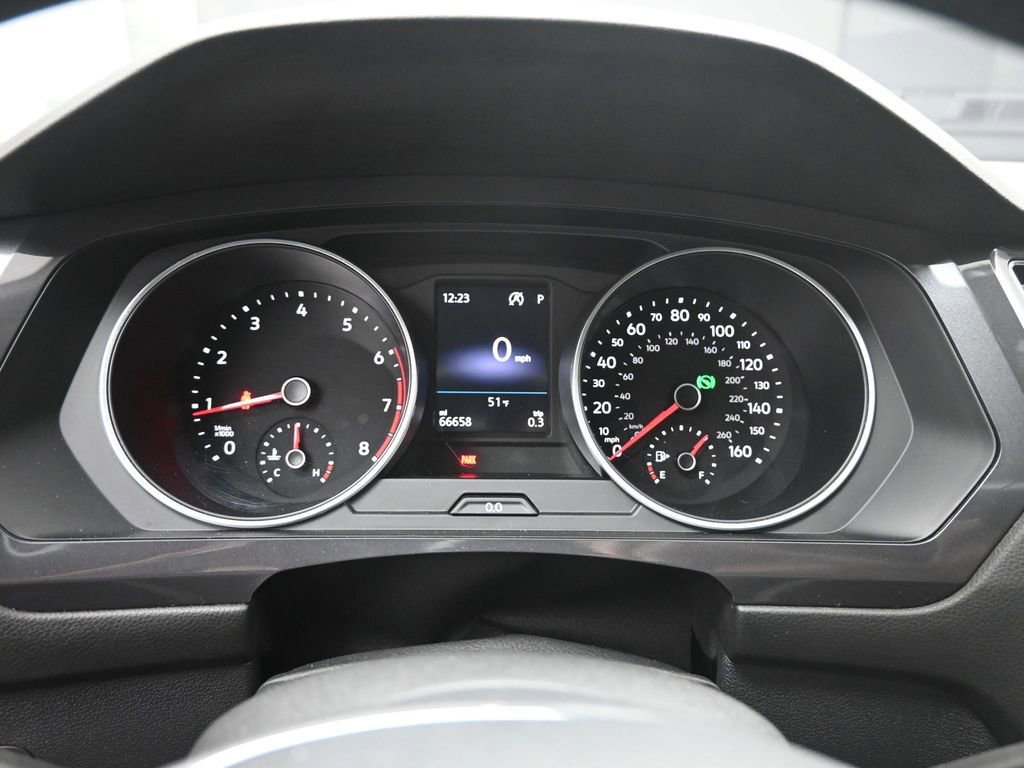 Used 2019 Volkswagen Tiguan SE image 10