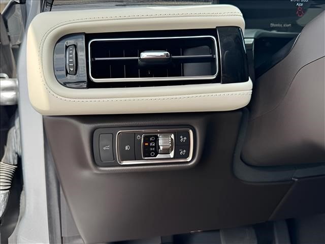 Used 2020 Lincoln Aviator Black Label w/ Dynamic Handling Package AWD/4WD image 19