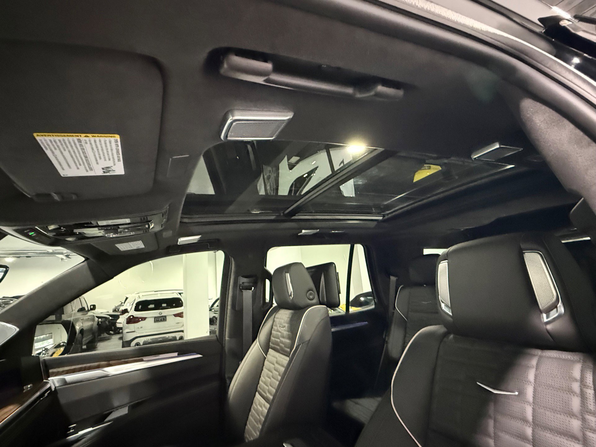Used 2025 Cadillac Escalade Sport Platinum w/ LPO, ONYX Package image 27