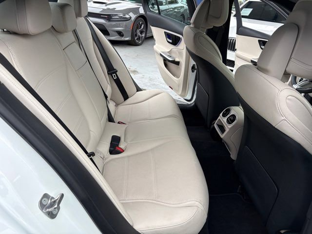 Used 2025 Mercedes-Benz C 300 Sedan image 18