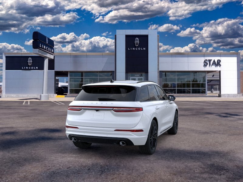 New 2026 Lincoln Corsair Reserve w/ Jet Appearance Package FWD image 8