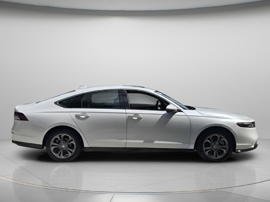 Certified 2023 Honda Accord EX-L image 3