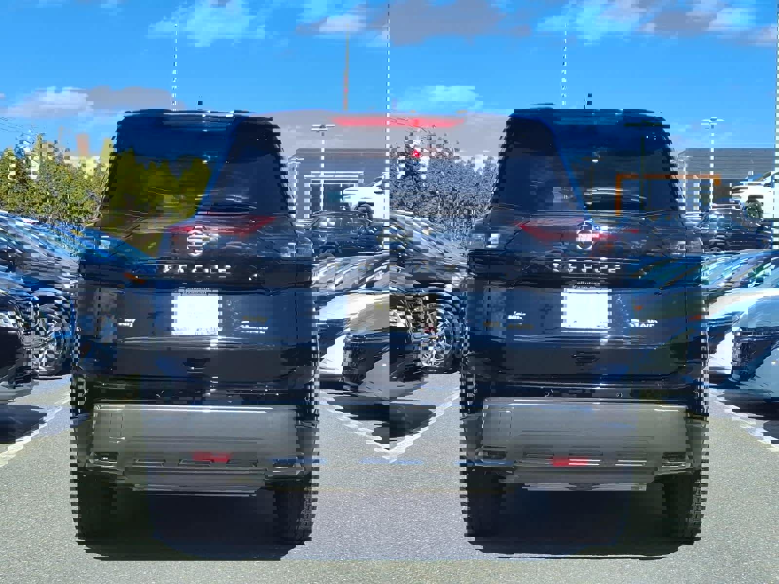 Certified 2026 Nissan Rogue SL image 5