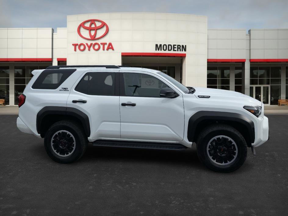 Certified 2025 Toyota 4Runner TRD Off-Road image 4