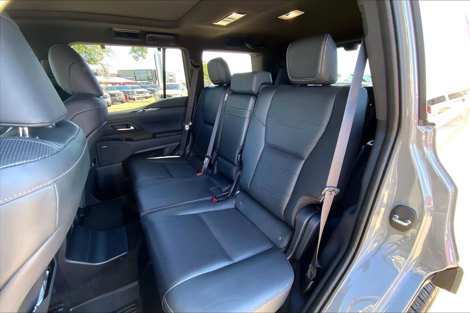 Used 2024 Lexus GX 550 AWD/4WD image 21