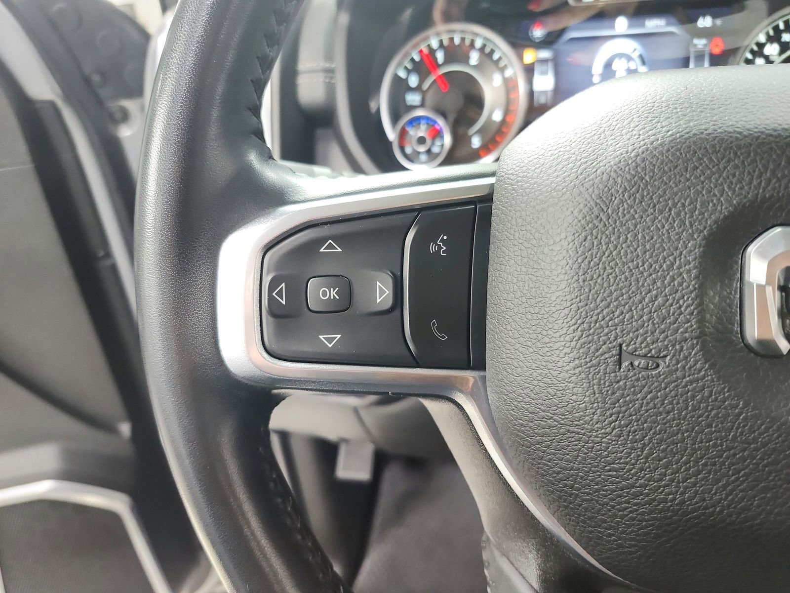 Used 2024 RAM 2500 Laramie AWD/4WD image 24
