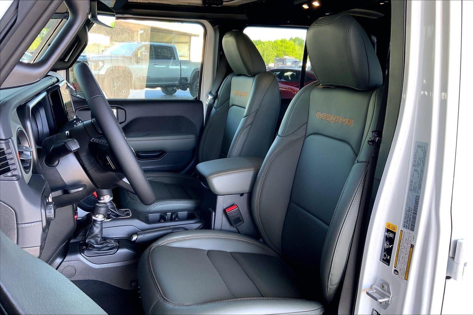New 2026 Jeep Gladiator Mojave AWD/4WD image 9