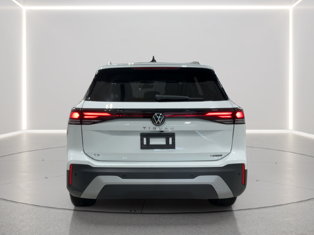 New 2026 Volkswagen Tiguan SE AWD/4WD image 4