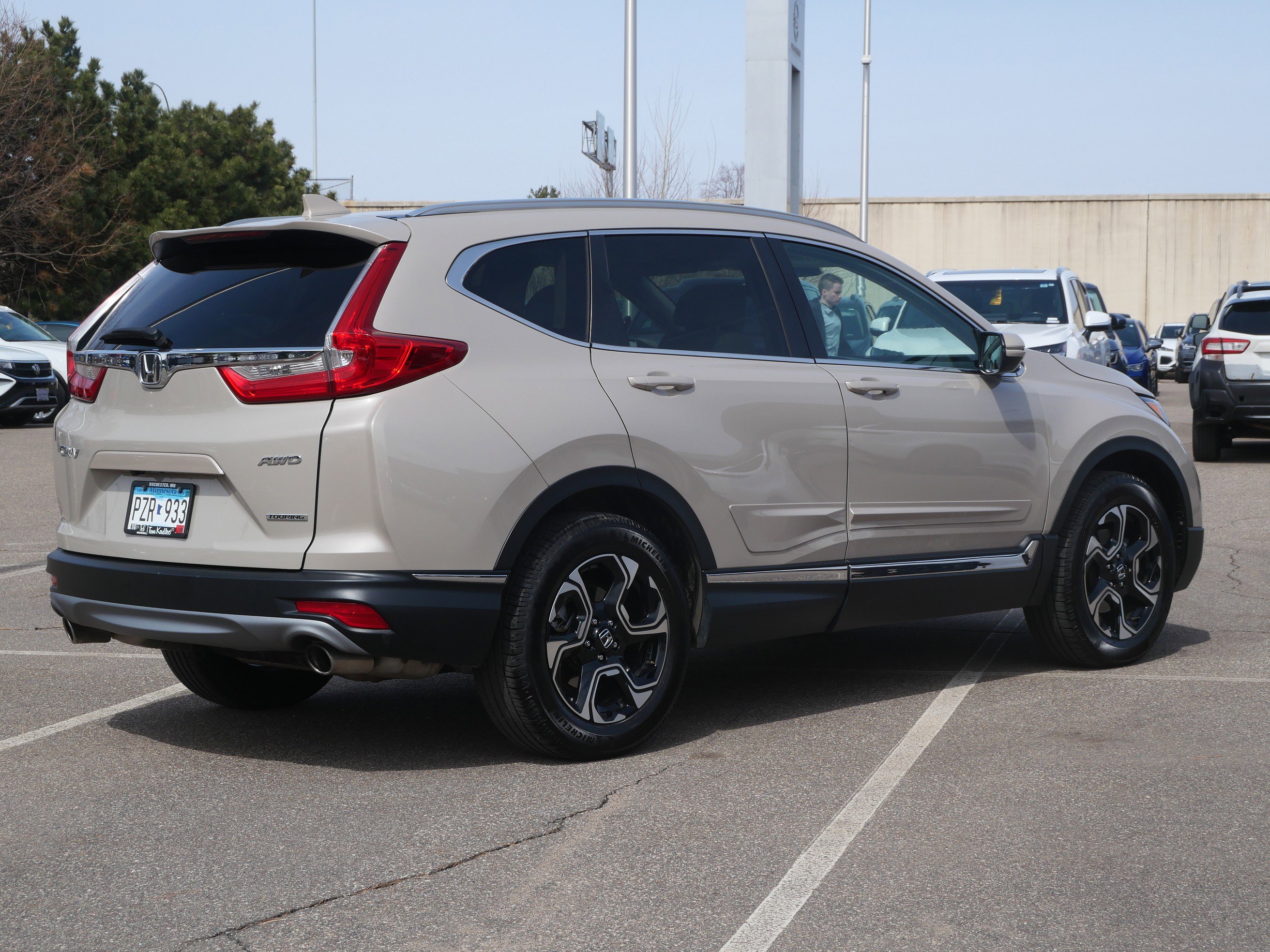 Used 2018 Honda CR-V Touring image 5