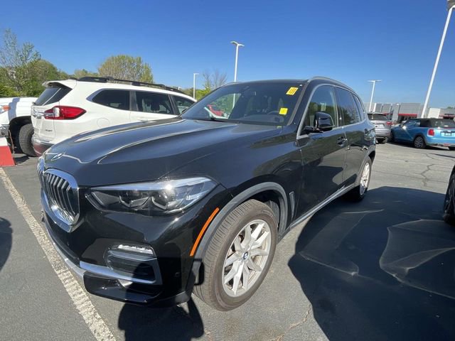 Used 2021 BMW X5 xDrive40i w/ Parking Assistance Package image 1