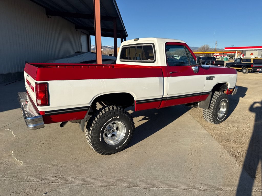 Used 1989 Dodge D/W Truck 100 AWD/4WD image 6